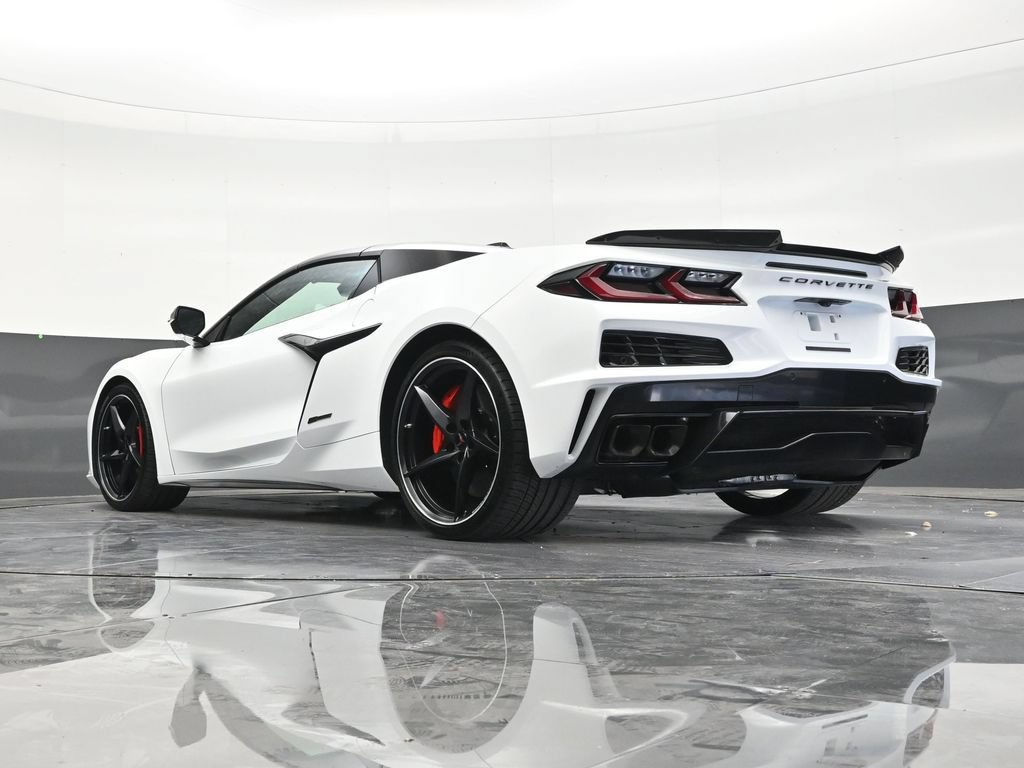 Used 2025 Chevrolet Corvette E-Ray AWD/4WD image 22