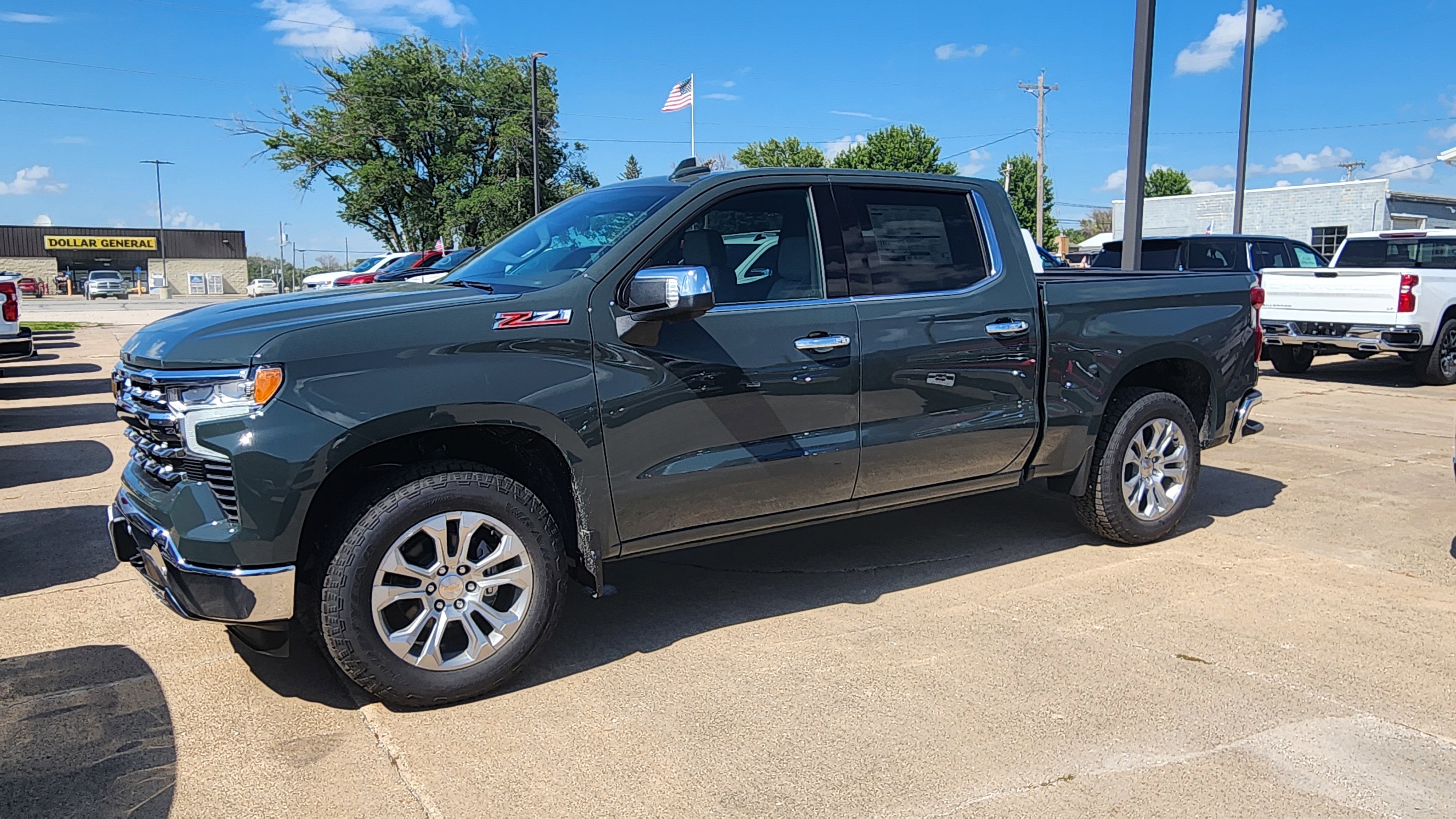 New 2025 Chevrolet Silverado 1500 LTZ w/ Z71 Off-Road Package image 7