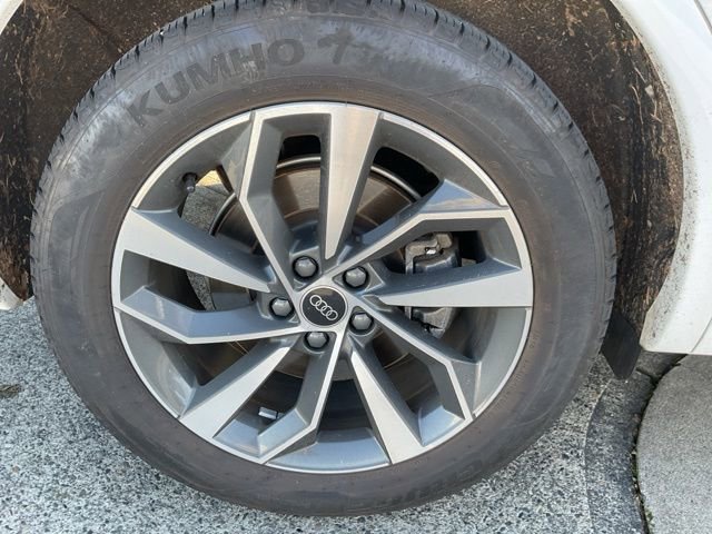 Used 2024 Audi Q5 2.0T Premium image 12
