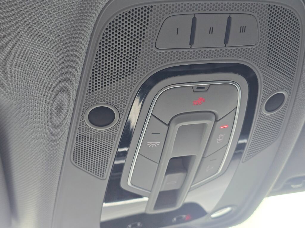 Used 2017 Audi A4 2.0T Premium Plus w/ Premium Plus Package image 36