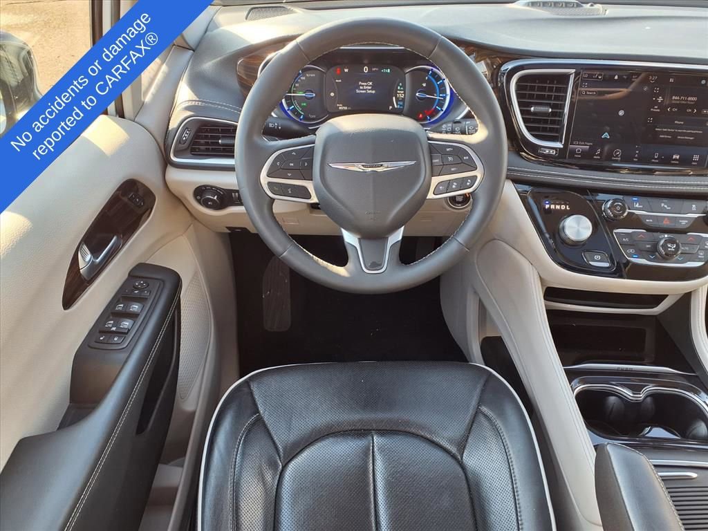 Used 2023 Chrysler Pacifica Limited image 15