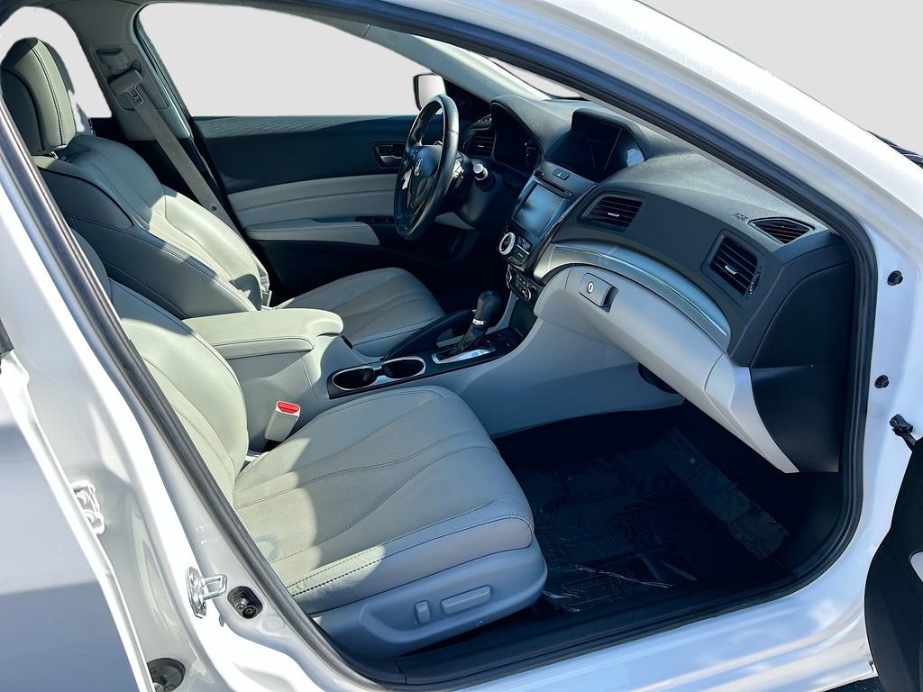 Used 2021 Acura ILX w/ Premium Package FWD image 27