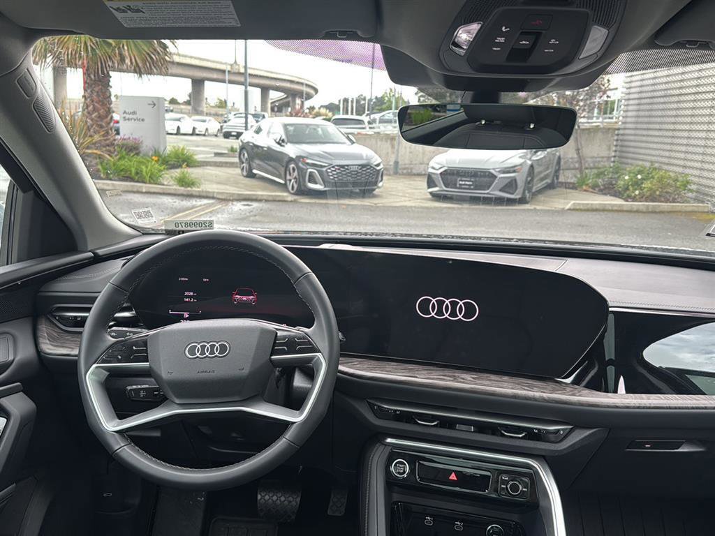 Used 2025 Audi Q5 Premium Plus w/ Premium Plus image 10