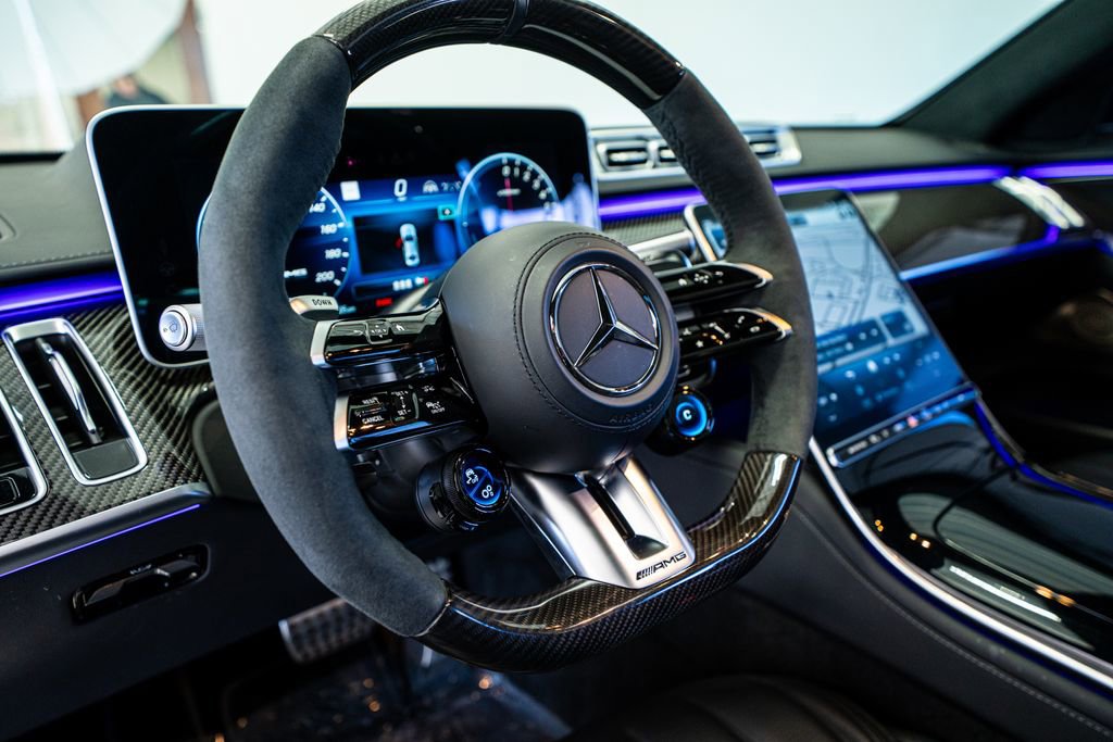 Used 2024 Mercedes-Benz S 63 AMG S image 42