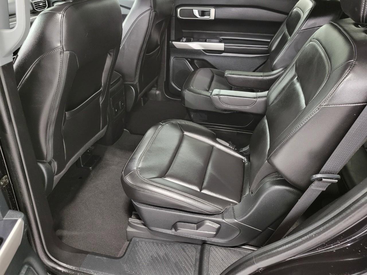 Used 2023 Ford Explorer XLT w/ Equipment Group 202A image 21