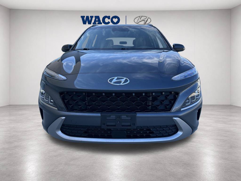 Used 2022 Hyundai Kona Limited FWD image 2