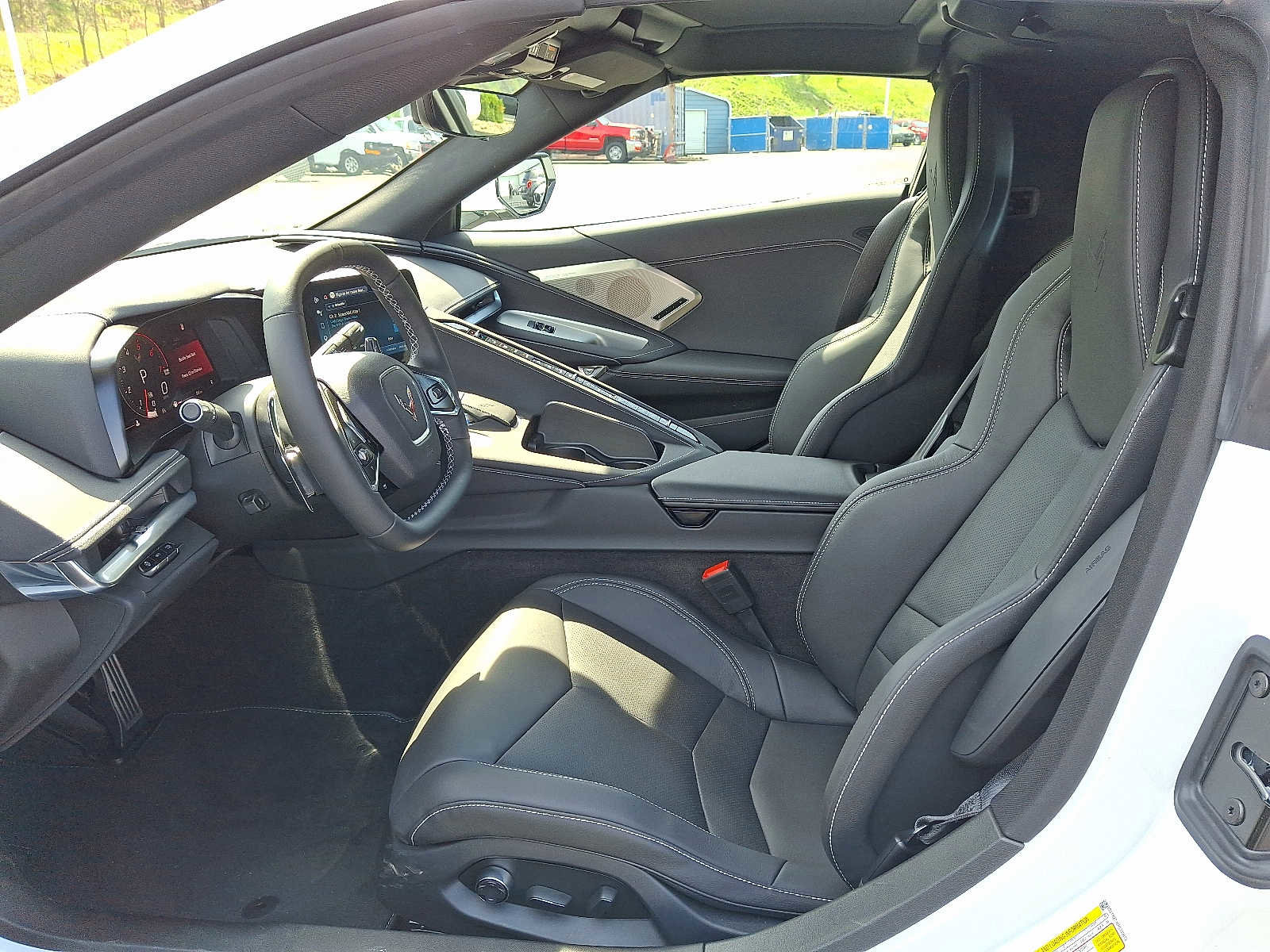 Used 2024 Chevrolet Corvette Stingray Preferred Cpe w/ Z51 Performance Package image 12