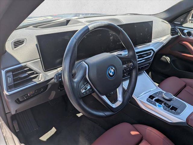 Used 2023 BMW i4 eDrive40 w/ Premium Package RWD image 7