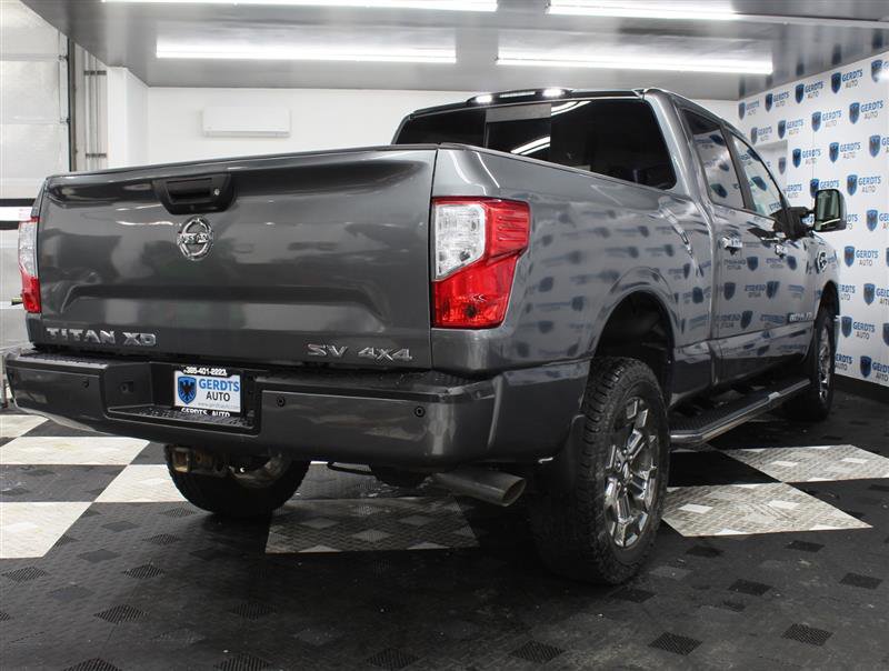 Used 2018 Nissan Titan SV w/ SV Convenience Package AWD/4WD image 4