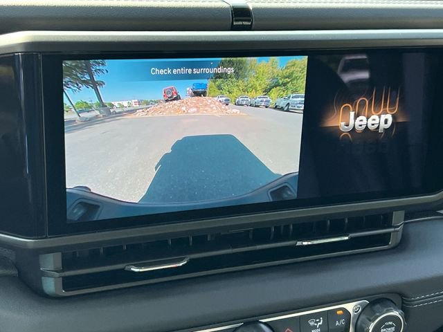 New 2025 Jeep Gladiator Sport image 23