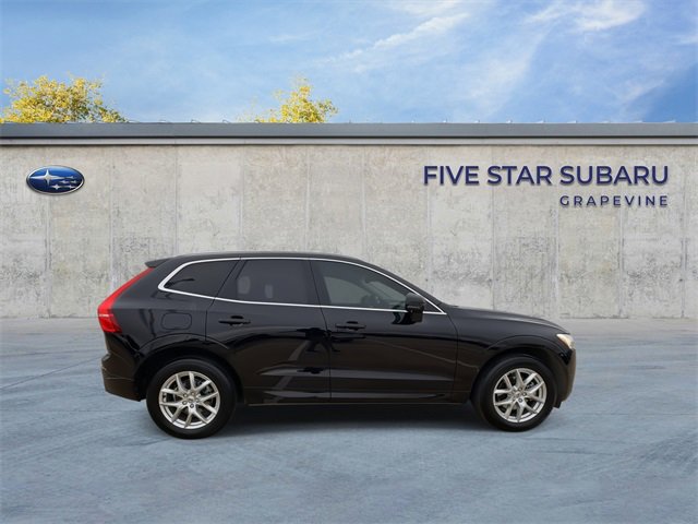 Used 2021 Volvo XC60 T5 Momentum w/ Climate Package image 9