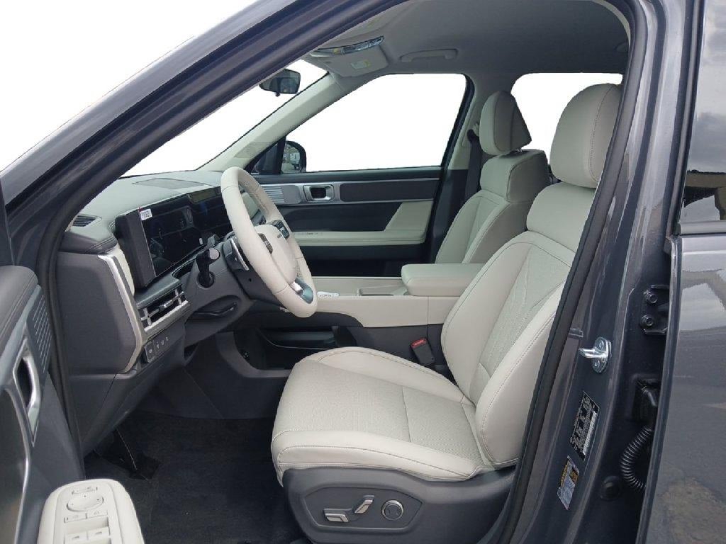 New 2026 Hyundai Santa Fe SEL FWD image 9