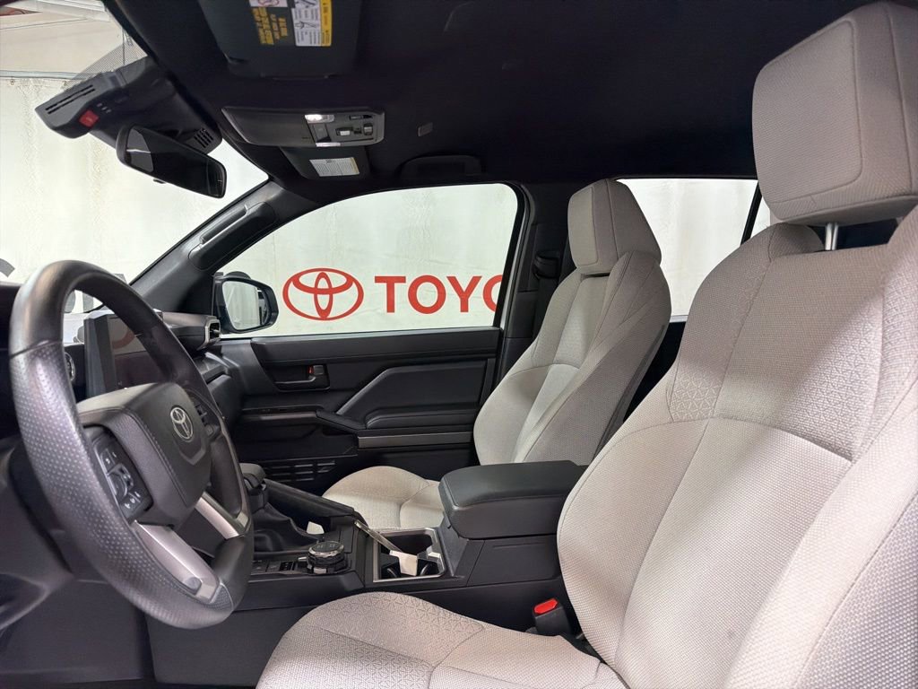 Used 2025 Toyota 4Runner SR5 image 23