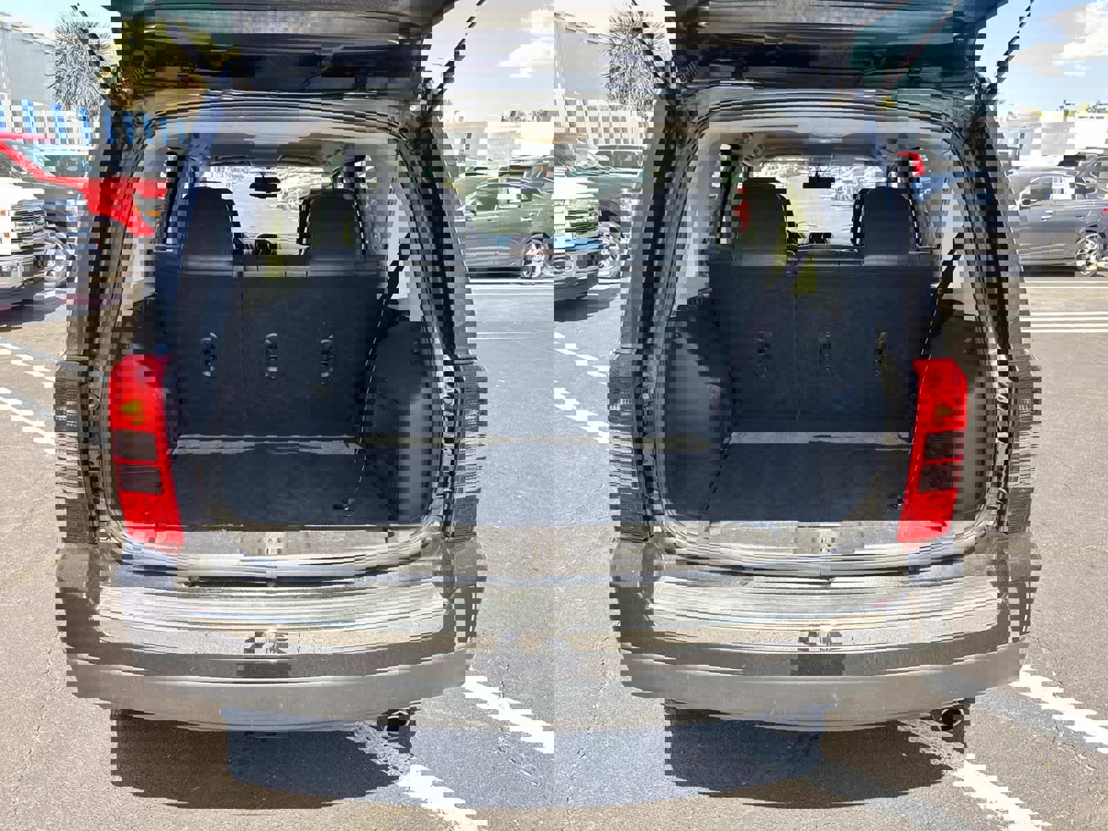 Used 2011 Jeep Patriot Latitude FWD image 24