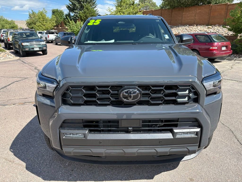 Used 2025 Toyota 4Runner TRD Off-Road image 2