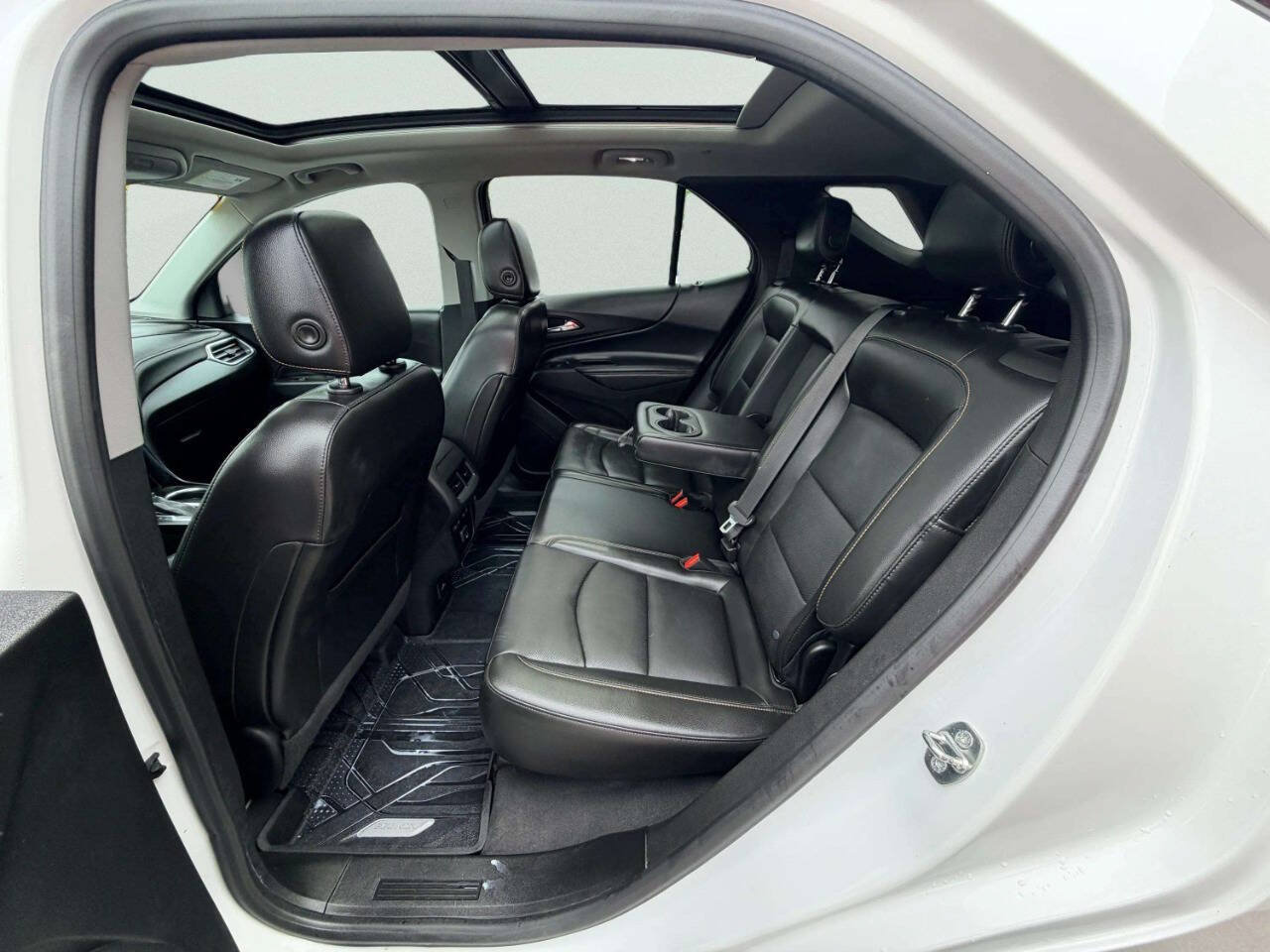 Used 2019 Chevrolet Equinox Premier AWD/4WD image 24