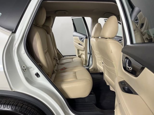 Used 2020 Nissan Rogue SV image 45