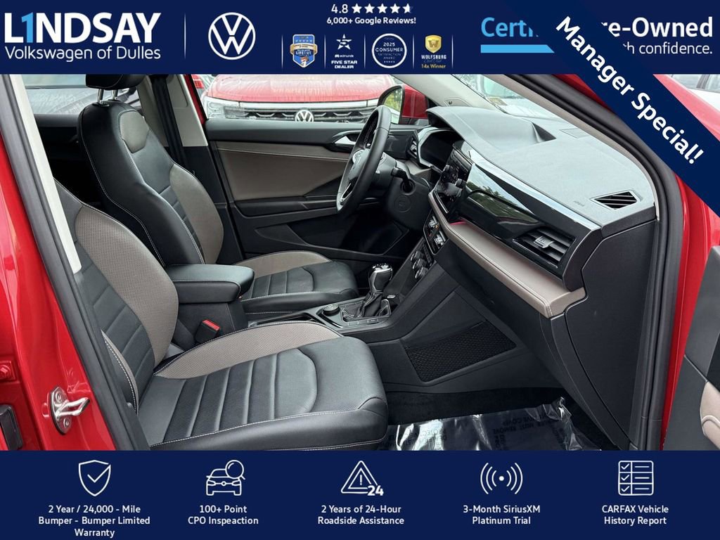 Certified 2022 Volkswagen Taos SEL w/ Panoramic Sunroof Package image 12