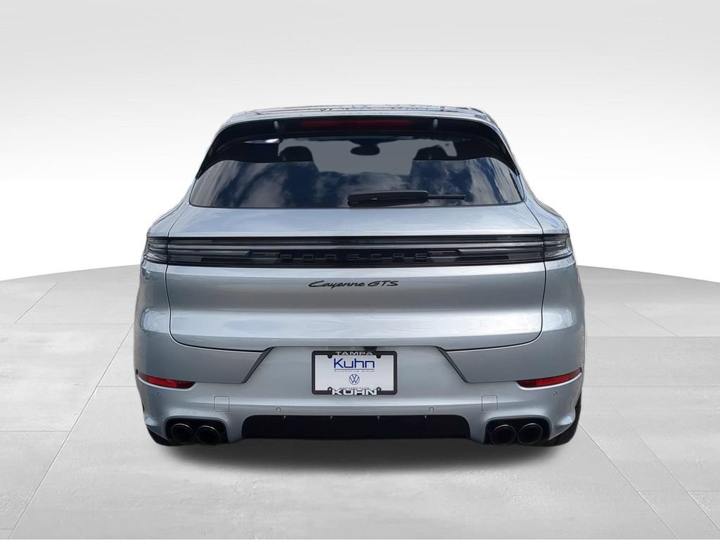 Used 2025 Porsche Cayenne GTS AWD/4WD image 5