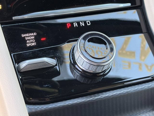 Certified 2025 Jeep Grand Cherokee L Limited w/ Luxury Tech Group II AWD/4WD image 35