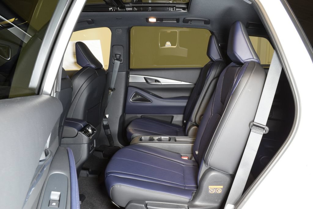 New 2027 INFINITI QX60 Sport w/ Dark Cargo Package AWD/4WD image 30