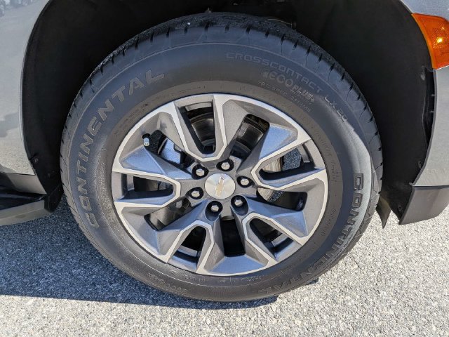 Used 2023 Chevrolet Tahoe LT w/ Luxury Package RWD image 12