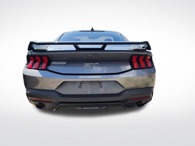 Used 2025 Ford Mustang GT RWD image 9