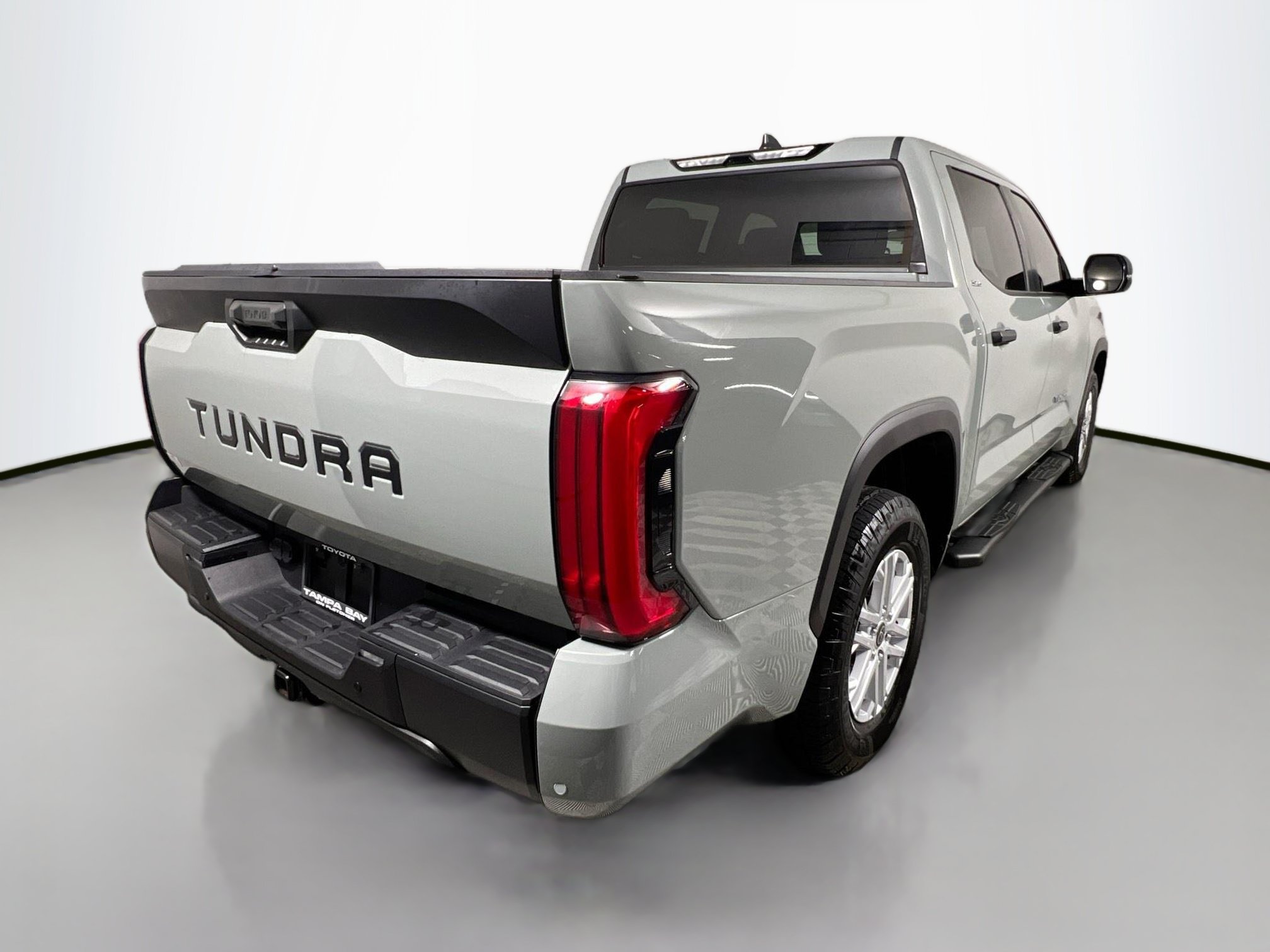 Used 2024 Toyota Tundra SR5 w/ SR5 Convenience Package RWD image 4