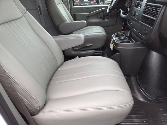New 2026 Chevrolet Express 2500 w/ Driver Convenience Package RWD image 22