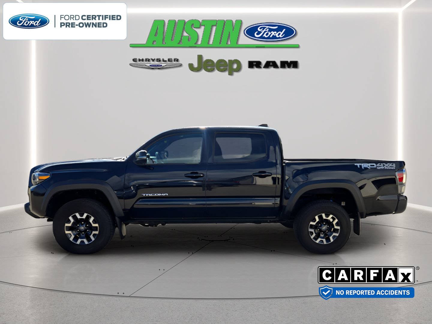Used 2021 Toyota Tacoma TRD Off-Road w/ TRD Premium Off Road Package AWD/4WD image 2