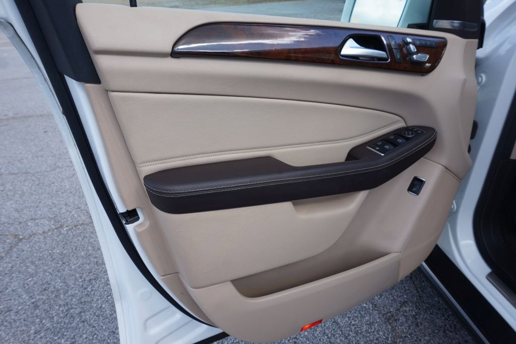 Used 2017 Mercedes-Benz GLE 350 image 18