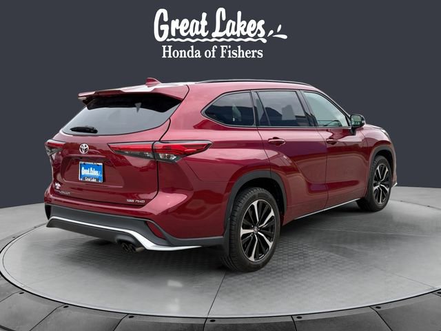 Used 2021 Toyota Highlander XSE AWD/4WD image 5