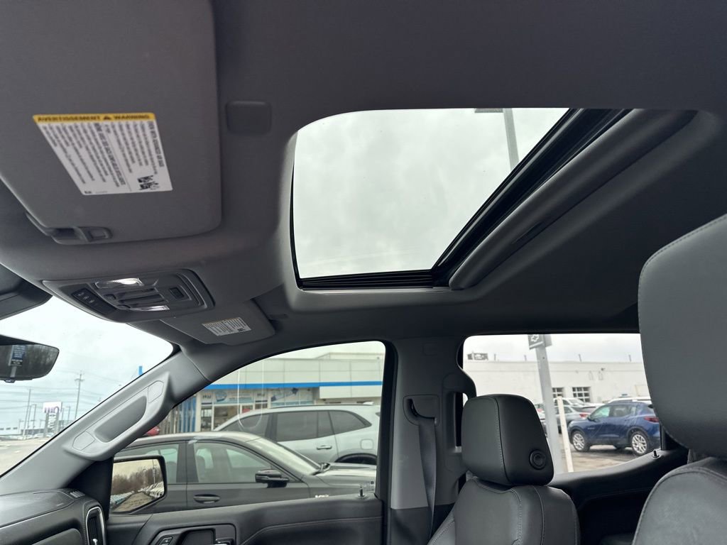 Used 2021 Chevrolet Silverado 1500 LTZ w/ LTZ Premium Package image 9