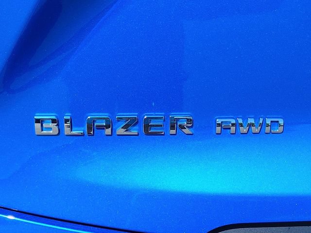 Used 2026 Chevrolet Blazer LT w/ Convenience Package AWD/4WD image 10