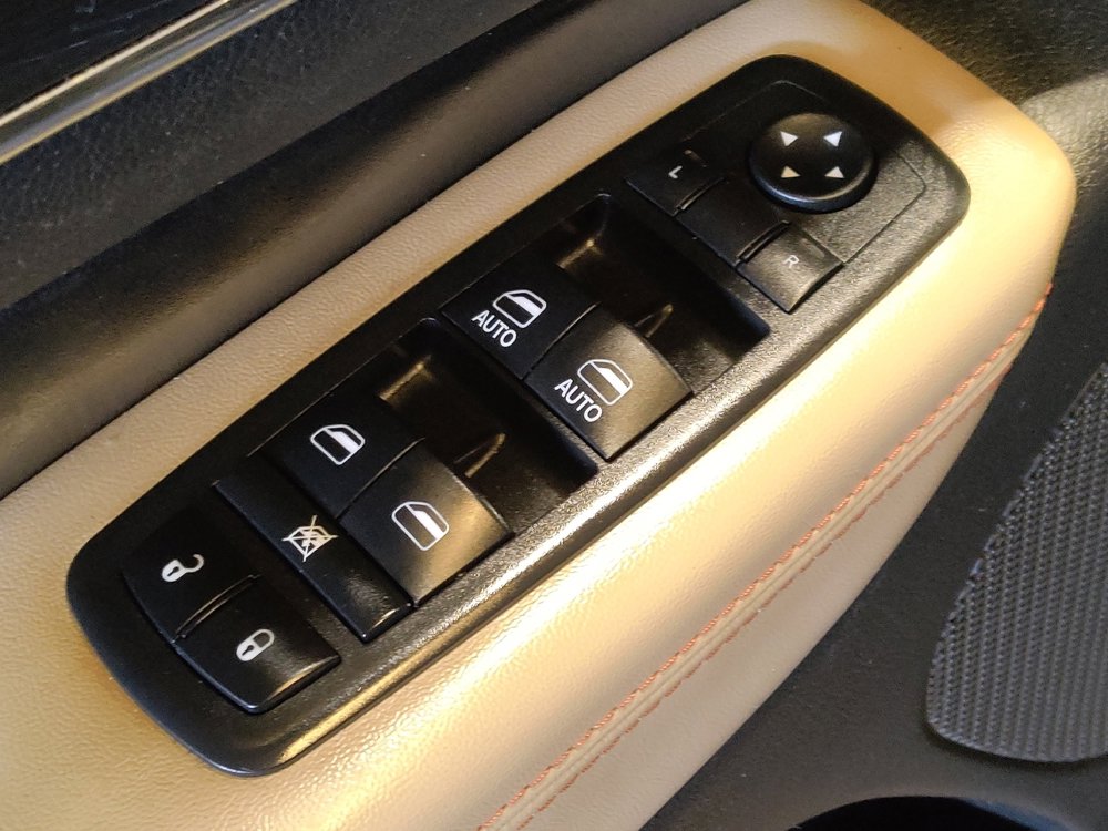 Used 2017 Jeep Grand Cherokee Limited 75th Anniversary image 27