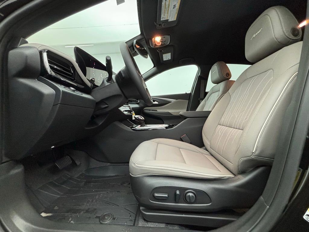 New 2026 Buick Envista Sport Touring FWD image 17