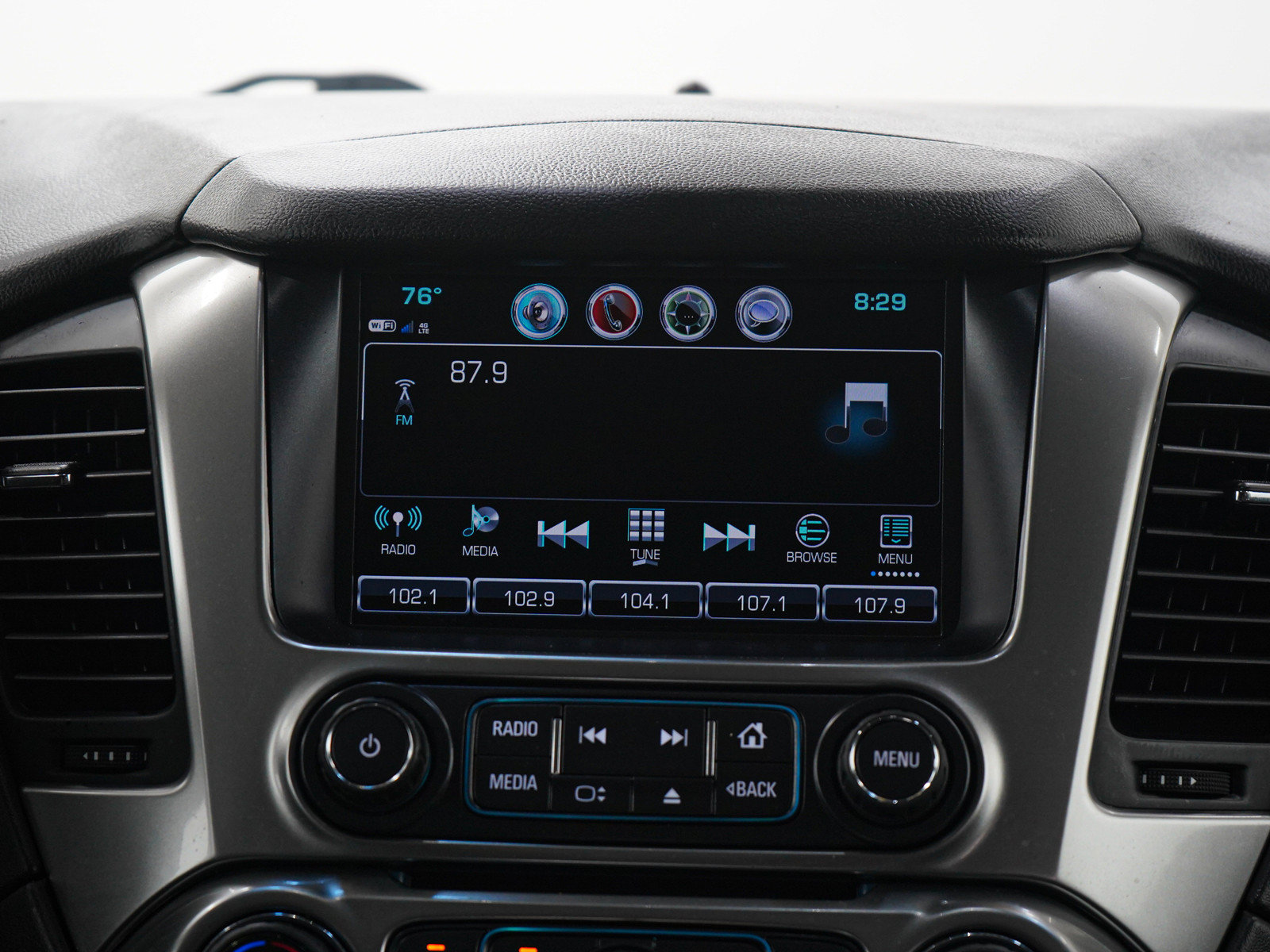 Used 2020 Chevrolet Tahoe LT AWD/4WD image 16