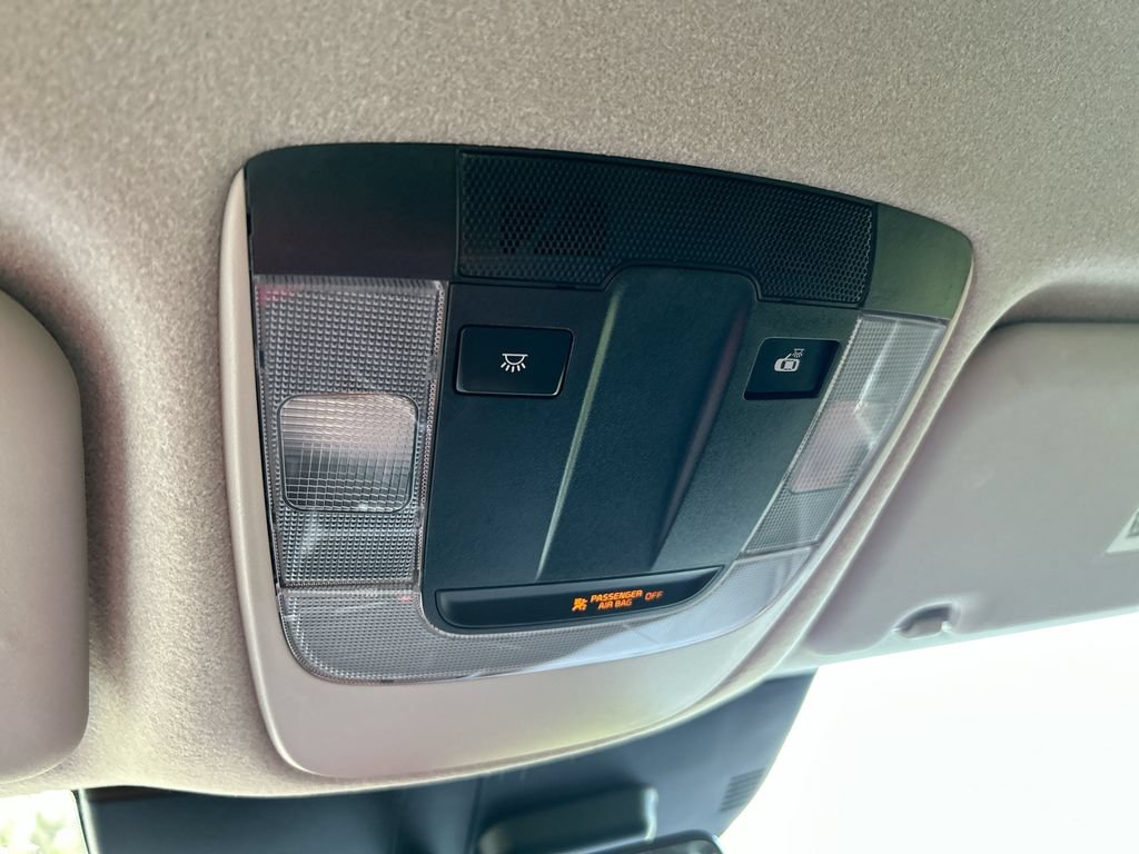 Used 2024 Kia Niro LX FWD image 25