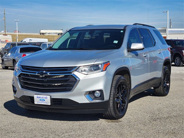 Used 2021 Chevrolet Traverse LT image 3