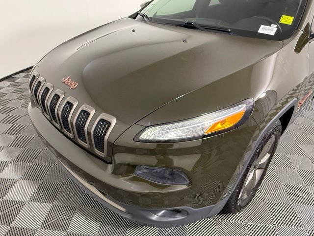 Used 2016 Jeep Cherokee 75th Anniversary AWD/4WD image 10