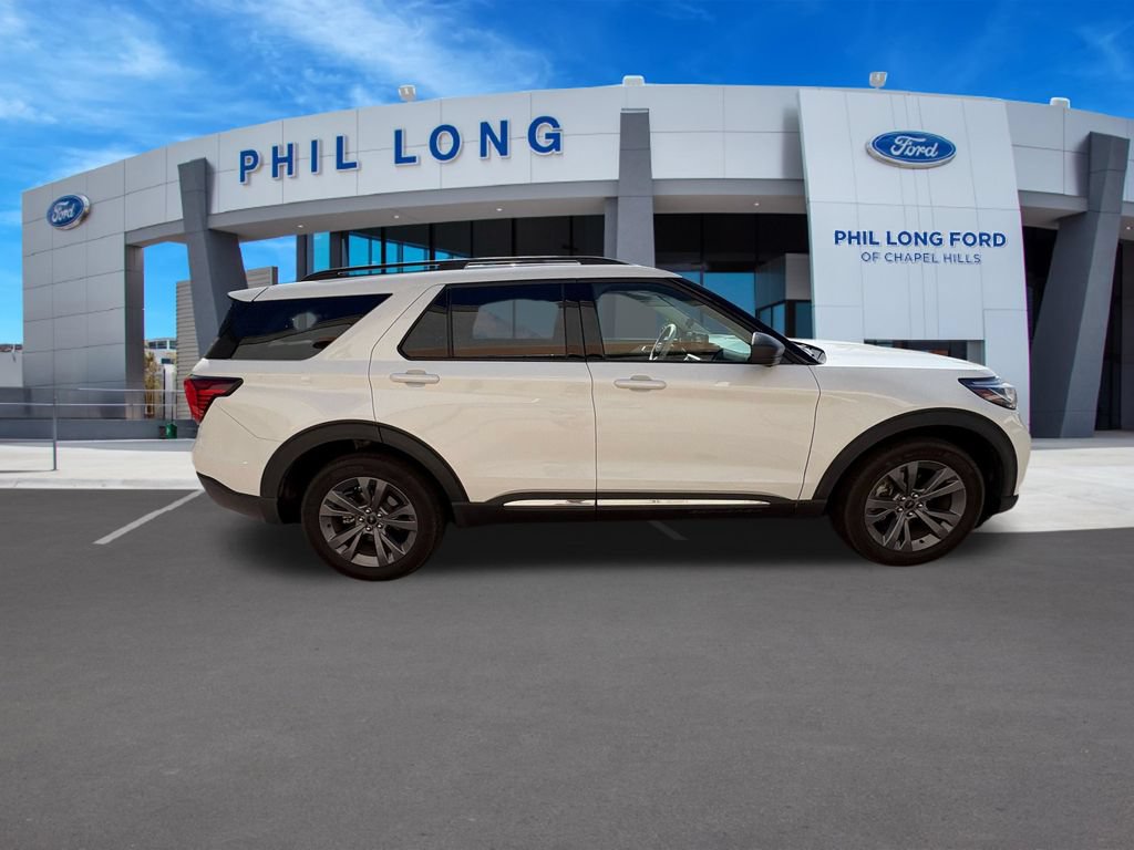 Certified 2025 Ford Explorer Active w/ Active Comfort Package AWD/4WD image 8
