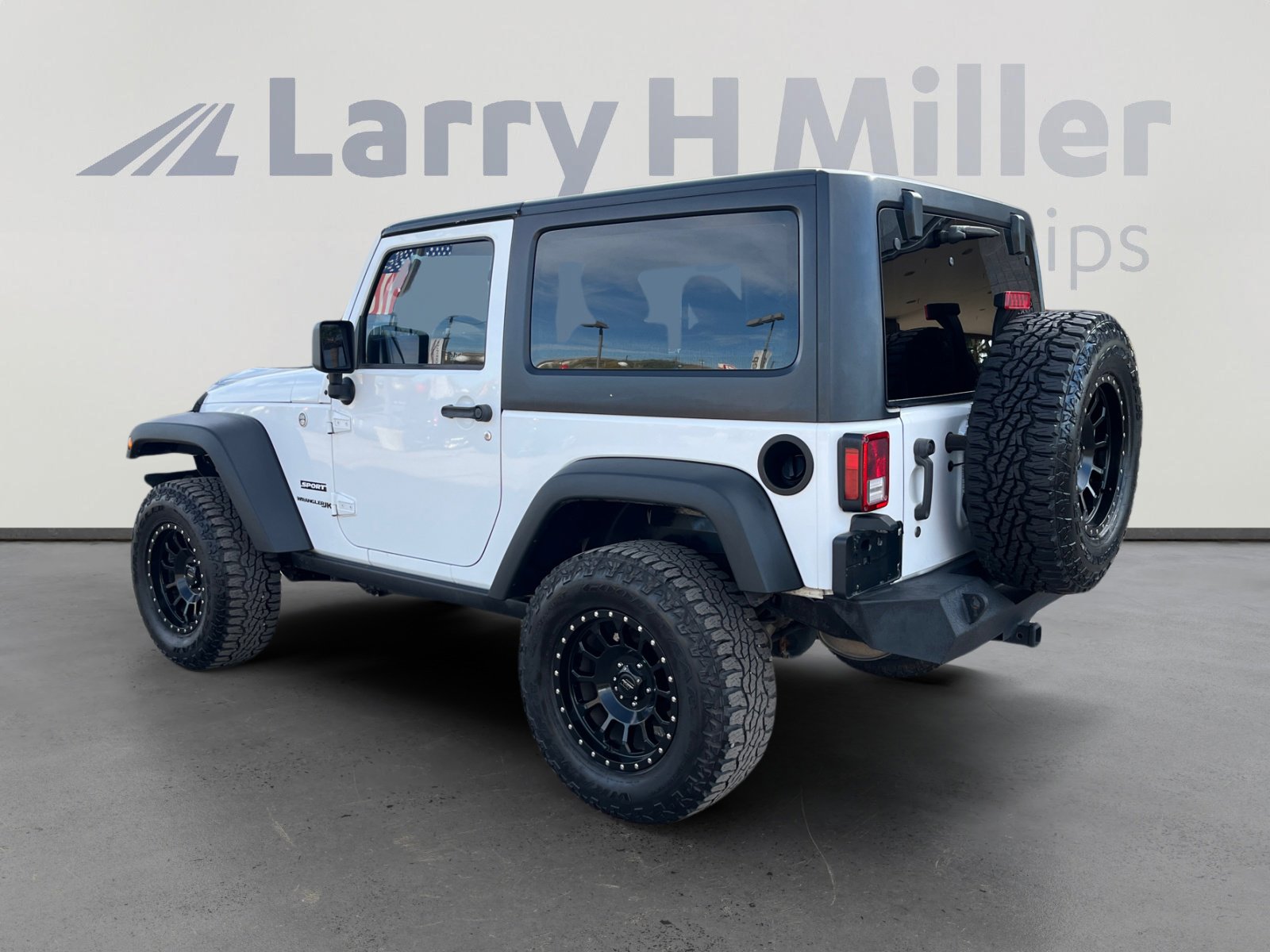 Certified 2018 Jeep Wrangler Sport image 3