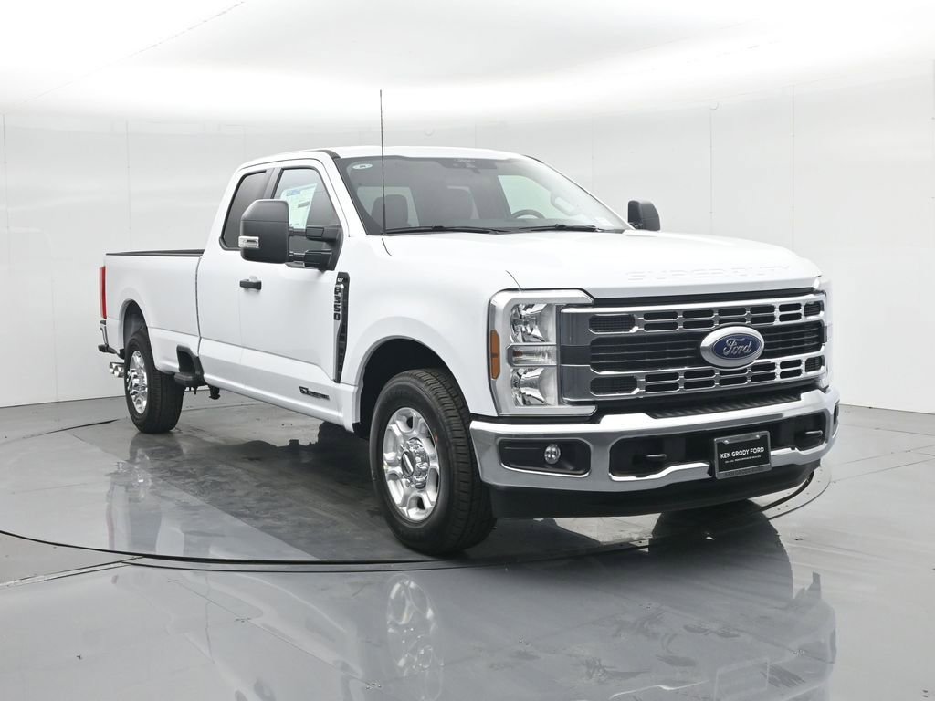New 2026 Ford F350 XLT image 59