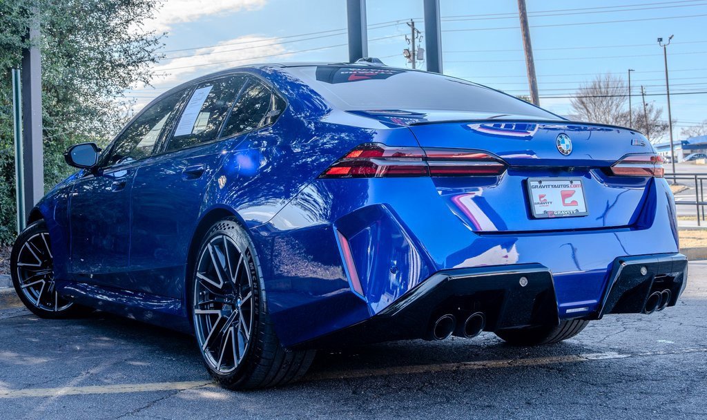 Used 2026 BMW M5 w/ Executive Package image 25