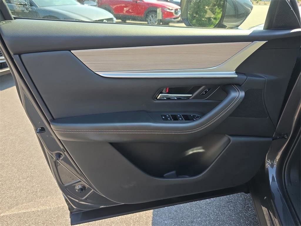 Used 2025 MAZDA CX-90 3.3 Turbo w/ Preferred Package image 20