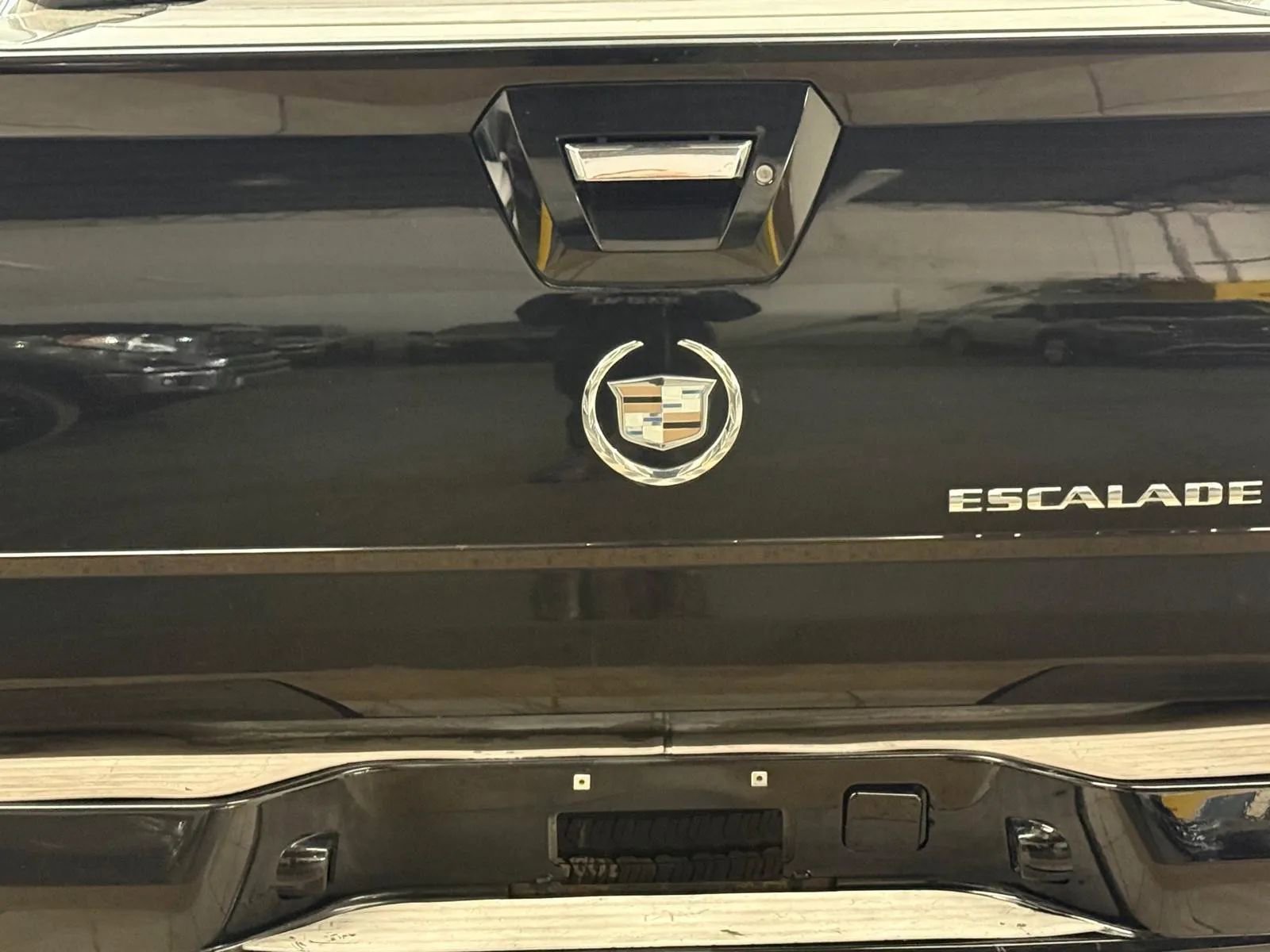 Used 2006 Cadillac Escalade EXT Sport Utility Pickup 4D 5 1/4 image 11