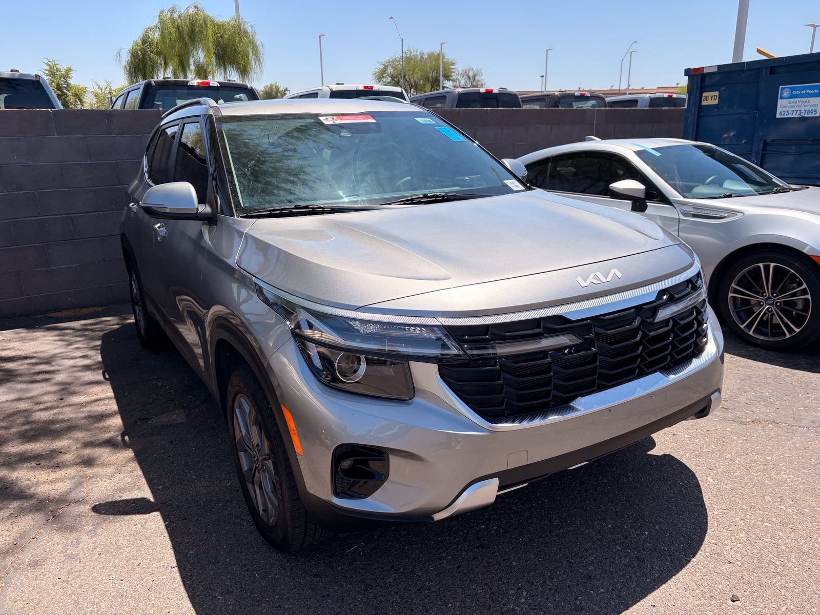 Used 2024 Kia Seltos S AWD/4WD image 3