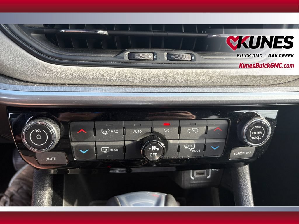 Used 2025 Jeep Compass Limited AWD/4WD image 25