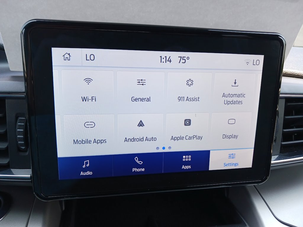 Used 2023 Ford Explorer XLT w/ Equipment Group 202A AWD/4WD image 22