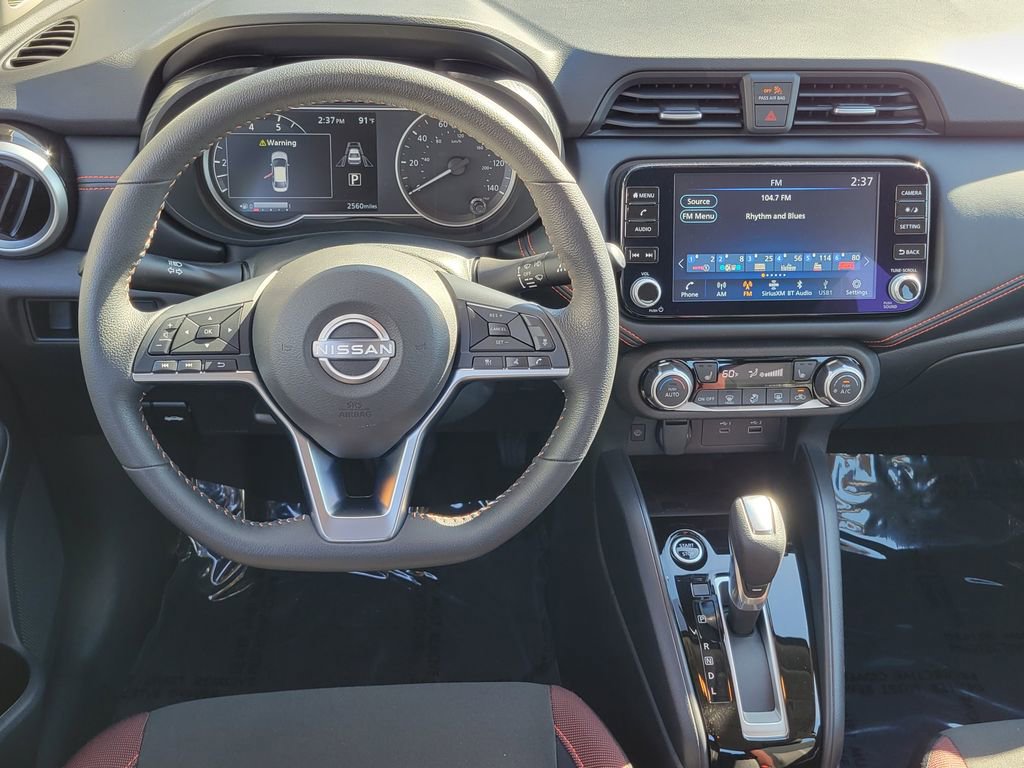 Used 2025 Nissan Versa SR w/ Trunk Package FWD image 4